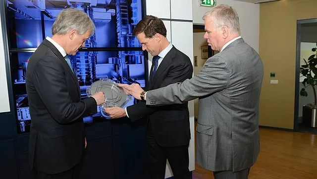 Mark Rutte op bezoek bij ASML in 2014