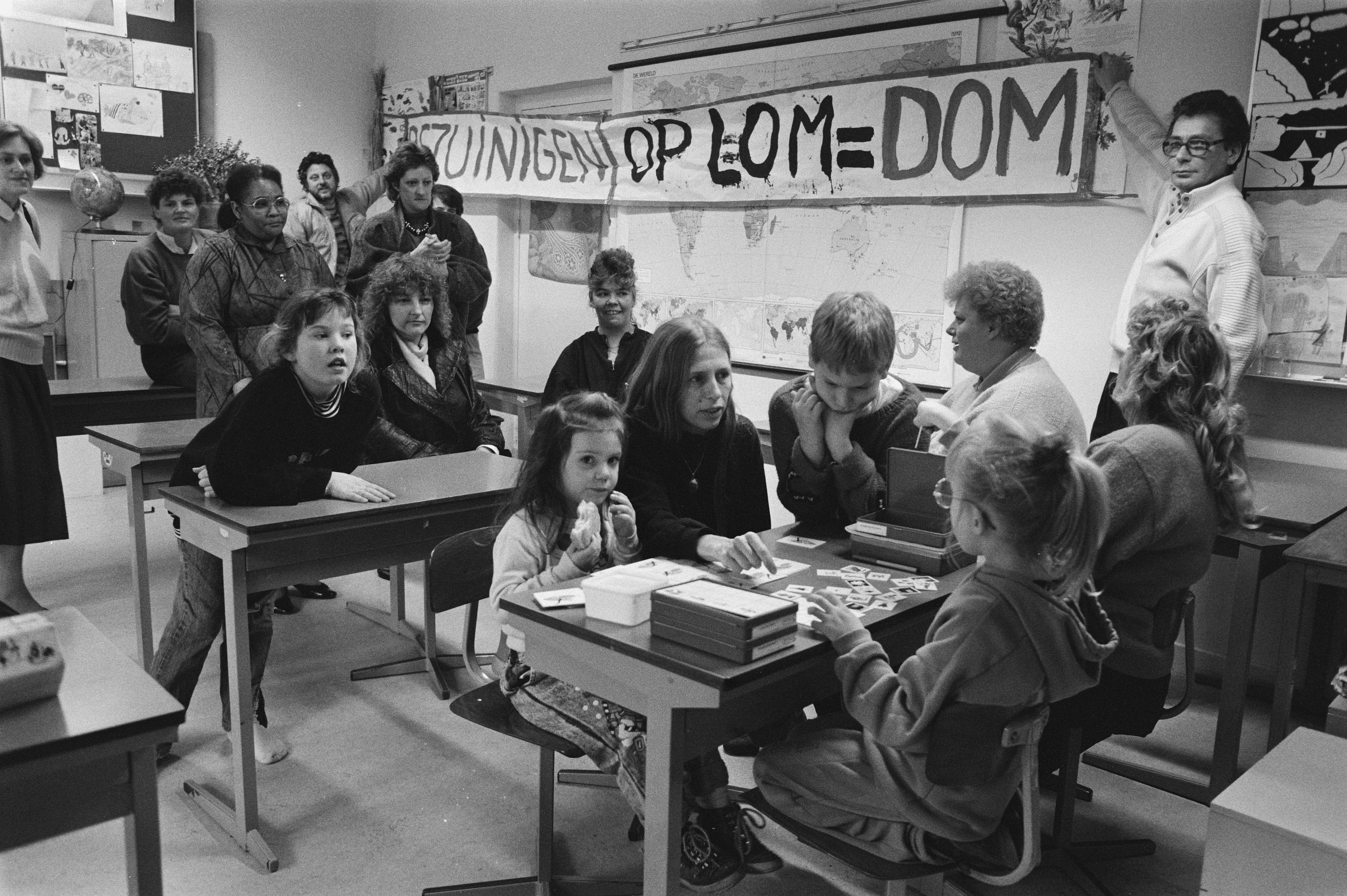 Ontaarding en gevolgen — Manifest, krant van de NCPN 