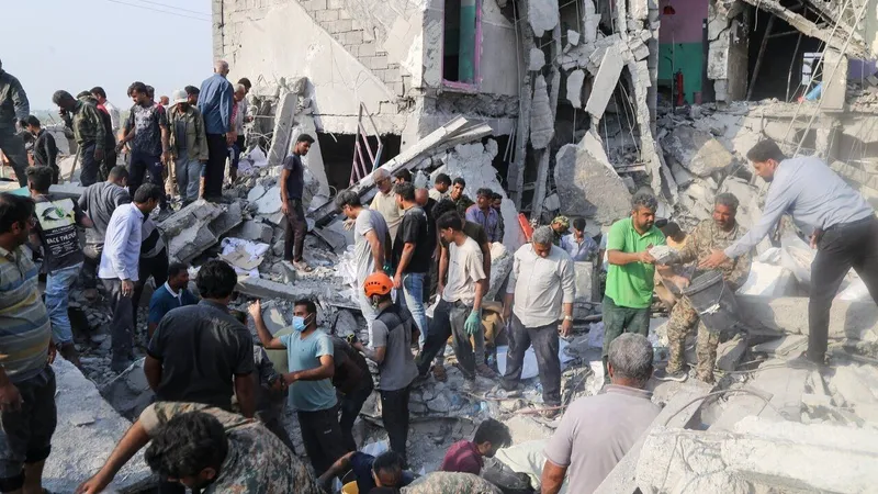 Dodelijk bombardement op een basisschool voor meisjes in de stad Minab