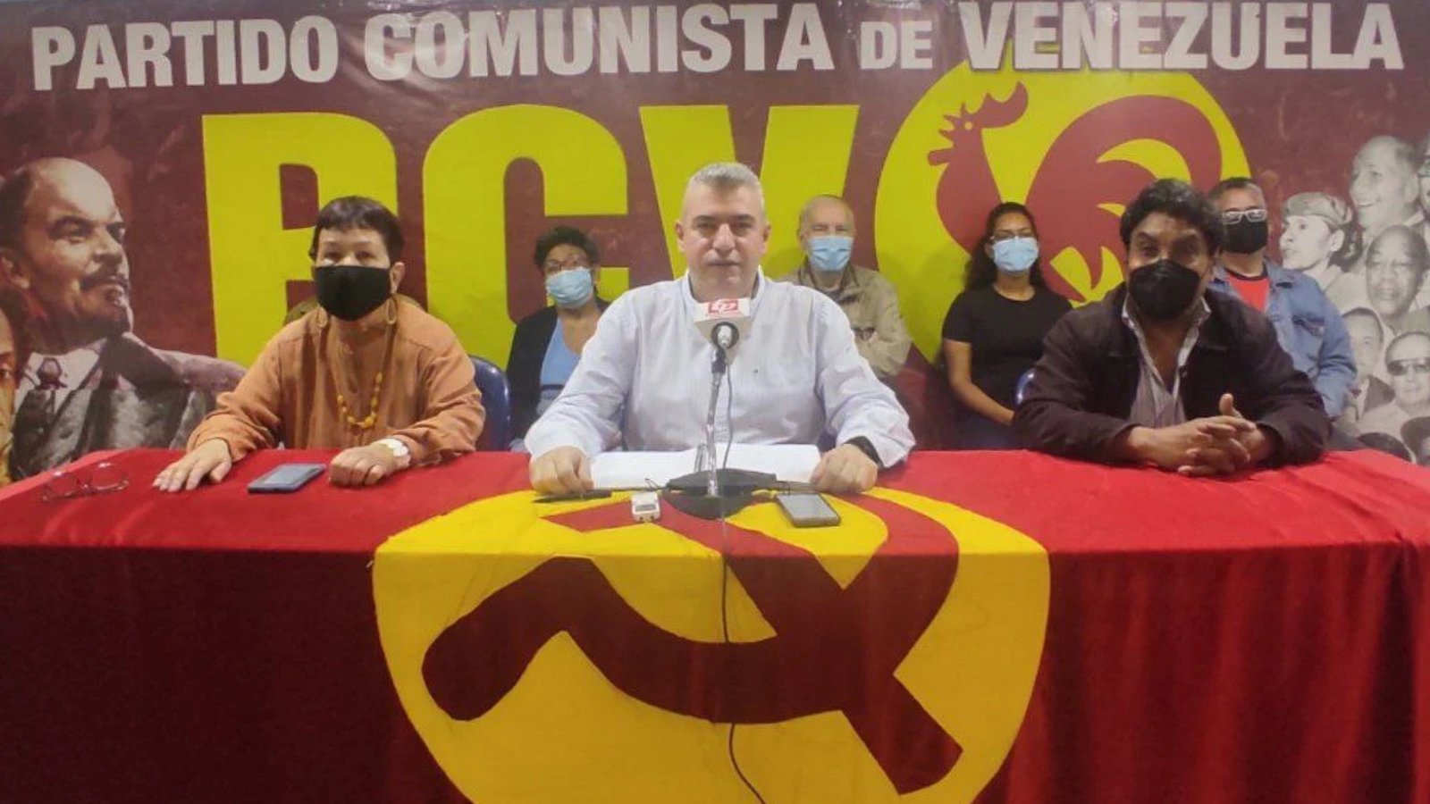 Communistische partijen veroordelen de nieuwe provocatie tegen de